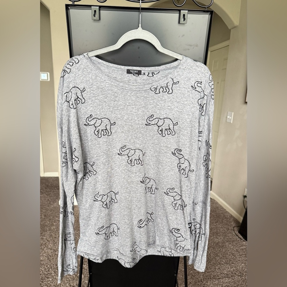 Terez Gray Top with Elephant Design